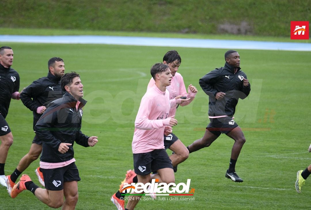 FOTO Ritiro Palermo, le immagini della seduta mattutina a Livigno (Gallery)- immagine 1