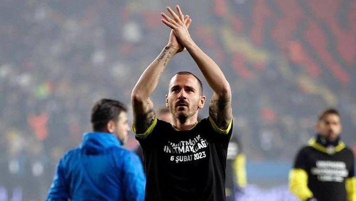 Fenerbache, Bonucci annuncia il ritiro dal calcio: “Domani sarà l’ultima battaglia” - immagine 1