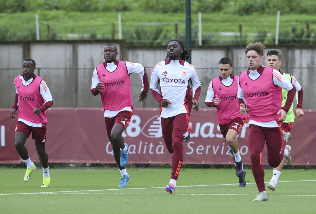 Trigoria, la rifinitura alla vigilia dell’Inter – FOTO GALLERY - immagine 21