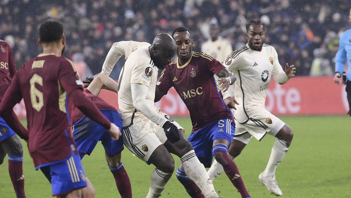 Getty Images Roma, così non basta. Lukaku-gol, Dybala flop: solo pari col Servette - immagine 1