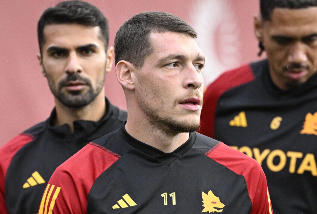 Trigoria, rifinitura prima di Roma-Monza: in gruppo Smalling – FOTO GALLERY - immagine 38