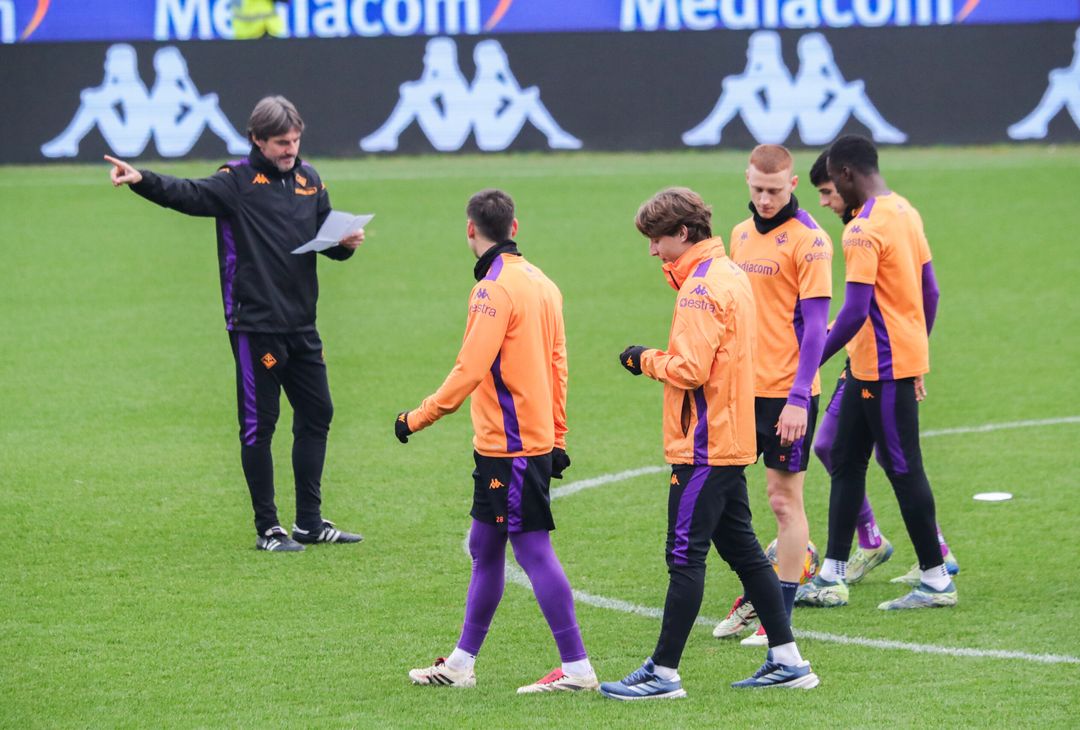 Gallery VN – Allenamento a porte aperte della Fiorentina, le immagini più belle - immagine 167