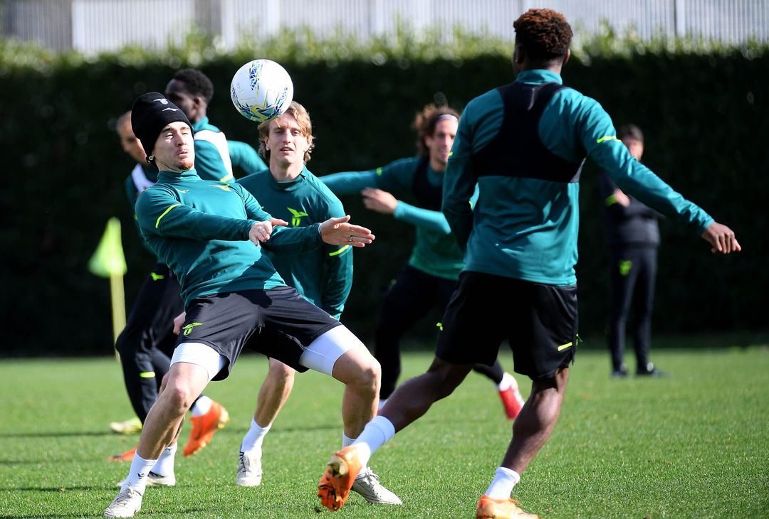 Lazio, prima del Bologna il ritiro a Coverciano: le foto dell’allenamento – GALLERY - immagine 7