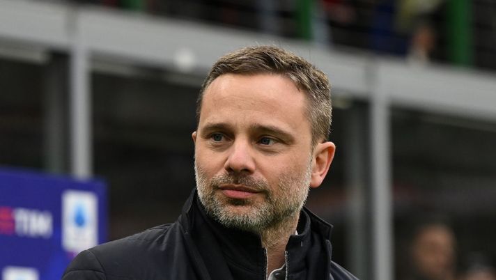 Milan infastidito per le direzioni arbitrali. E in tanti invocano Galliani