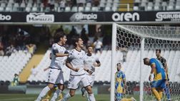Serie C, follia Cesena-Olbia: il padre di Shpendi entra in campo, aggredito Rinaldi