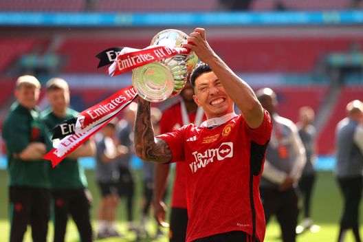 Manchester United, piove sul bagnato: stagione finita per Lisandro Martínez- immagine 4