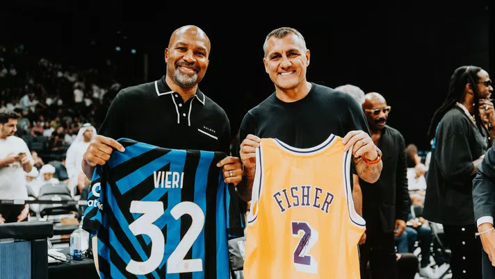 Abu Dhabi, Serie A incontra Nba. Vieri regala la 32 dell’Inter a Fisher dei Lakers - immagine 1