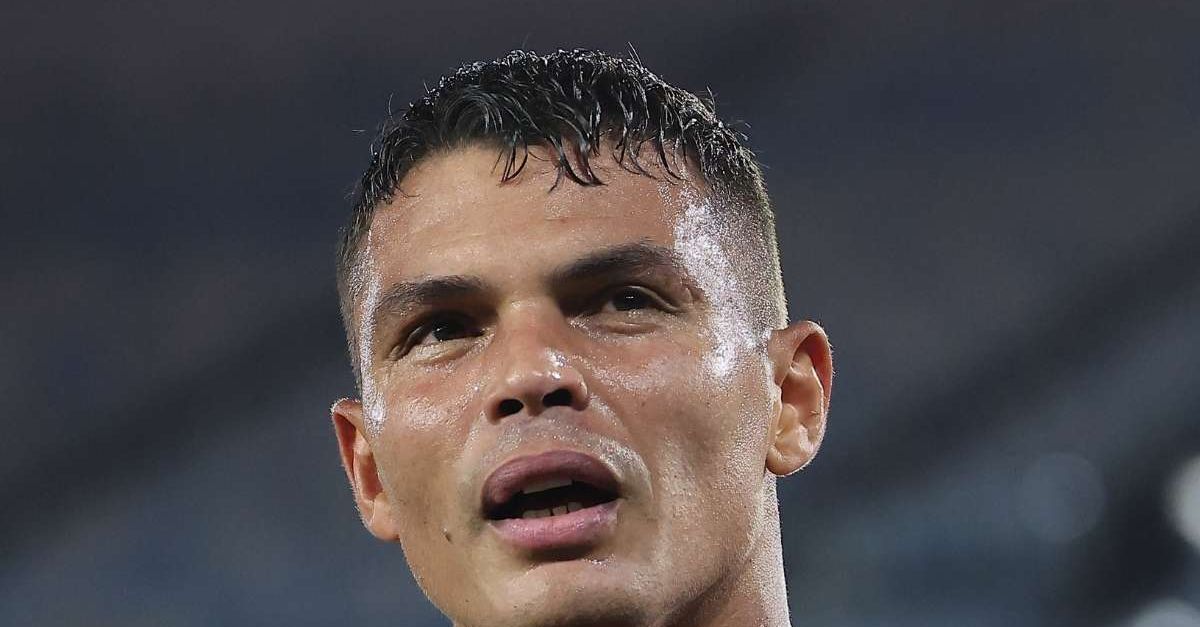 Milan, ti serve un difensore esperto: perché non pensare a Thiago Silva? Sarebbe l’ideale Milan, ti serve un difensore esperto: perché non pensare a Thiago Silva? Sarebbe l’ideale