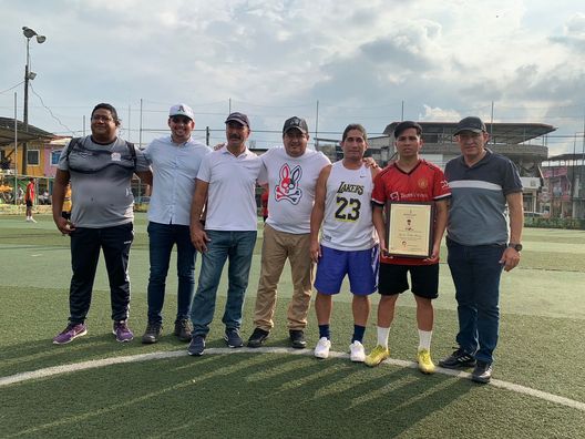 Fiorentina Primavera: Padilla omaggiato dalle istituzioni in Ecuador- immagine 2