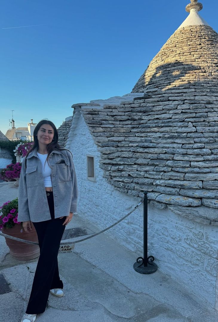 GALLERY Papà Cholito si gode il riposo: visita in Puglia con amici e famiglia - immagine 8