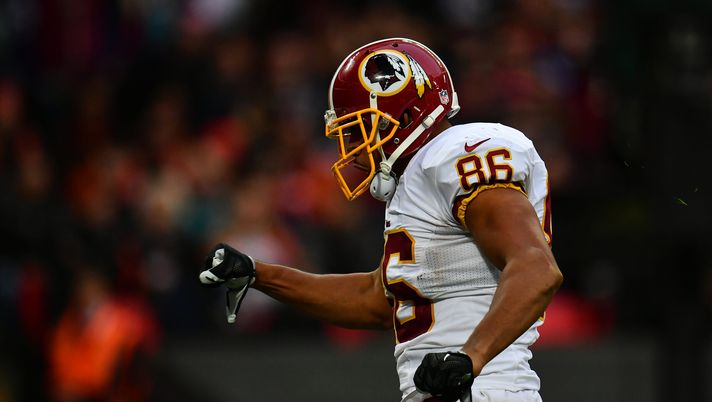 LONDON, ENGLAND - OCTOBER 30: Jordan Reed #86 of the Washington Redskins celebrates after scoring a touchdown during the NFL International Series Game between Washington Redskins and Cincinnati Bengals at Wembley Stadium on October 30, 2016 in London, England. (Photo by Dan Mullan/Getty Images) Commanders-Lions, NFL: dove vedere la partita in streaming gratis e diretta TV - immagine 1