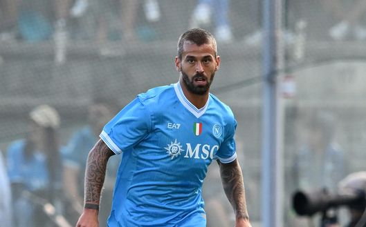 Leonardo Spinazzola va verso la permanenza al Napoli: pertanto, secondo Il Mattino, Antonio Conte avrebbe pensato ad un nuovo ruolo per lui.