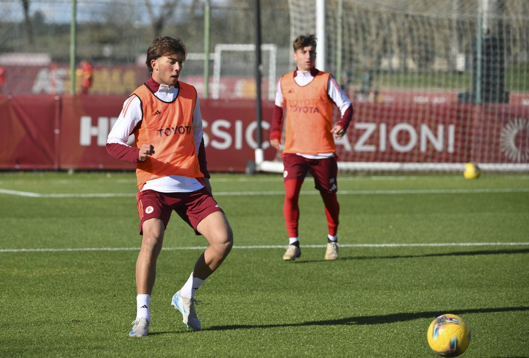 Roma, la ripresa degli allenamenti in vista del Milan – FOTO GALLERY - immagine 22