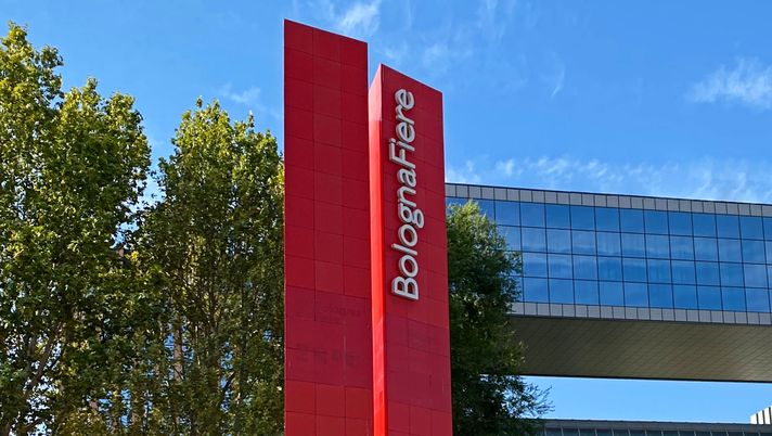 Qui Bologna, cosa si fa e cosa non si fa…tra boxe e auto-moto d’epoca… - immagine 1