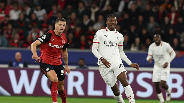 Rafael Leao AC Milan Bayer Leverkusen-Milan 1-0 Champions League 2024-2025