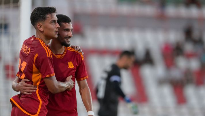 Dybala-Aouar coppia d’oro: la Roma piega l’Estrela 4-0. In gol anche Llorente e Bove - immagine 1