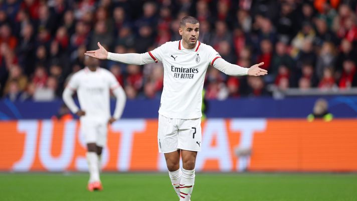 LEVERKUSEN, GERMANY - OCTOBER 01: Alvaro Morata of AC Milan reacts during the UEFA Champions League 2024/25 League Phase MD2 match between Bayer 04 Leverkusen and AC Milan at BayArena on October 01, 2024 in Leverkusen, Germany. (Photo by Lars Baron/Getty Images)  Bayer Leverkusen-Milan 1-0, le pagelle dei rossoneri: Maignan il migliore - immagine 1