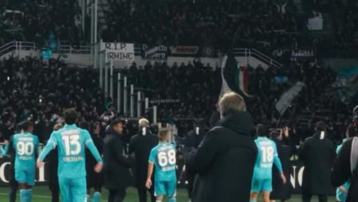 VIDEO Trionfo Napoli a Torino: i festeggiamenti della squadra con il settore ospiti - immagine 1