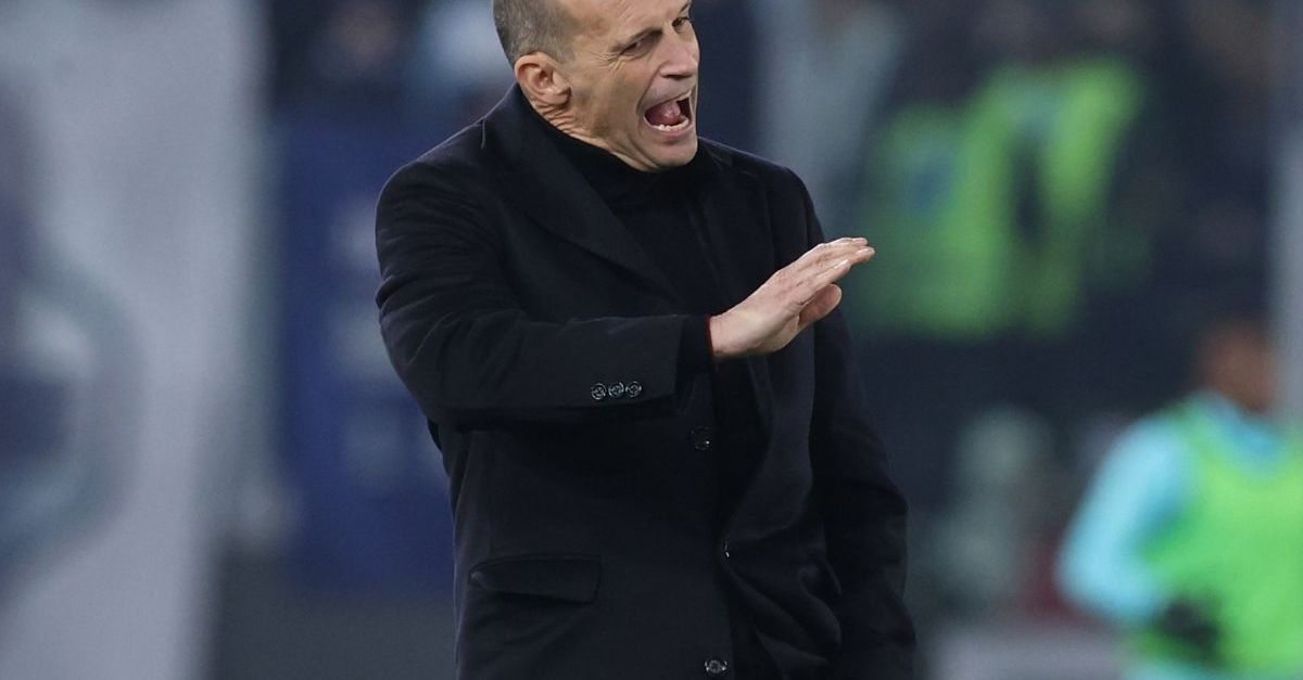 De Paola sicuro: “Il Milan farà qualcosa a gennaio per puntellare la rosa” De Paola sicuro: “Il Milan farà qualcosa a gennaio per puntellare la rosa”