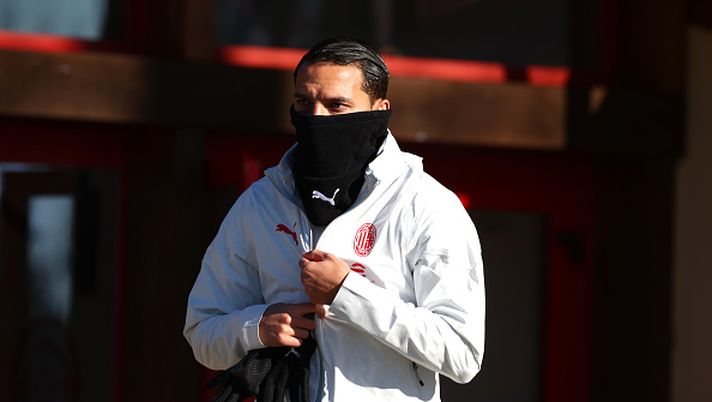 CAIRATE, ITALY - JANUARY 12: Ismael Bennacer of AC Milan looks on during an AC Milan Training Session at Milanello on January 12, 2025 in Cairate, Italy.  (Photo by Giuseppe Cottini/AC Milan via Getty Images)  Como, l’ennesimo bivio stagionale rossonero - immagine 1