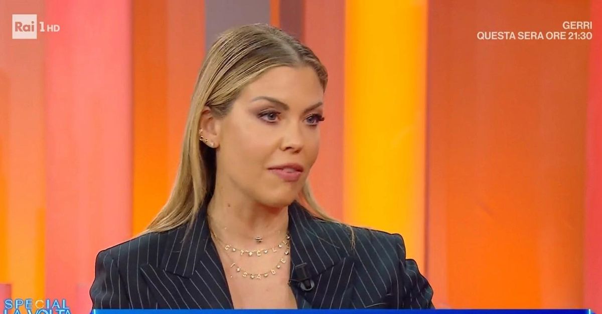 Costanza Caracciolo: “Matrimonio con Bobo segreto. Io lui eravamo i due testimoni” Costanza Caracciolo: “Matrimonio con Bobo segreto. Io lui eravamo i due testimoni”