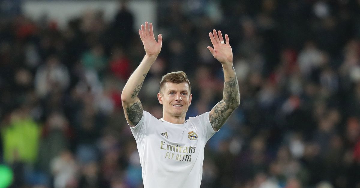 VIDEO / Kroos: “Nel calcio non esistono poveri. Ma si gioca troppo e…” VIDEO / Kroos: “Nel calcio non esistono poveri. Ma si gioca troppo e…”