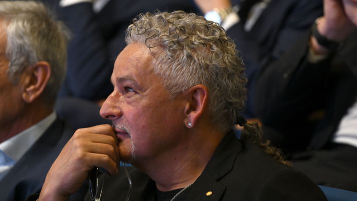 FLORENCE, ITALY - JUNE 03: Roberto Baggio looks on during a press conference at Centro Tecnico Federale di Coverciano on June 03, 2024 in Florence, Italy. (Photo by Claudio Villa/Getty Images) baggio