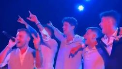 VIDEO/ Matrimonio Bastoni, i giocatori dell’Inter cantano l’inno