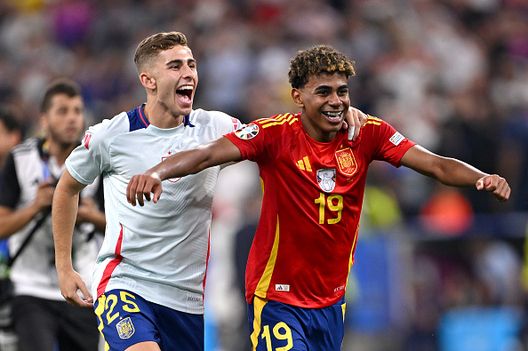 Lamine Yamal: “Portavo la palla a scuola, giocare contro i cani è la cosa più difficile”- immagine 3