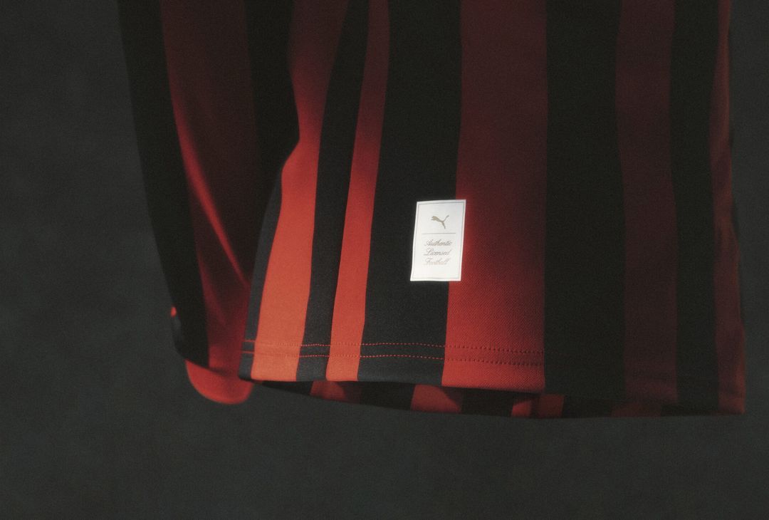 125 anni AC Milan speciale maglia celebrativa