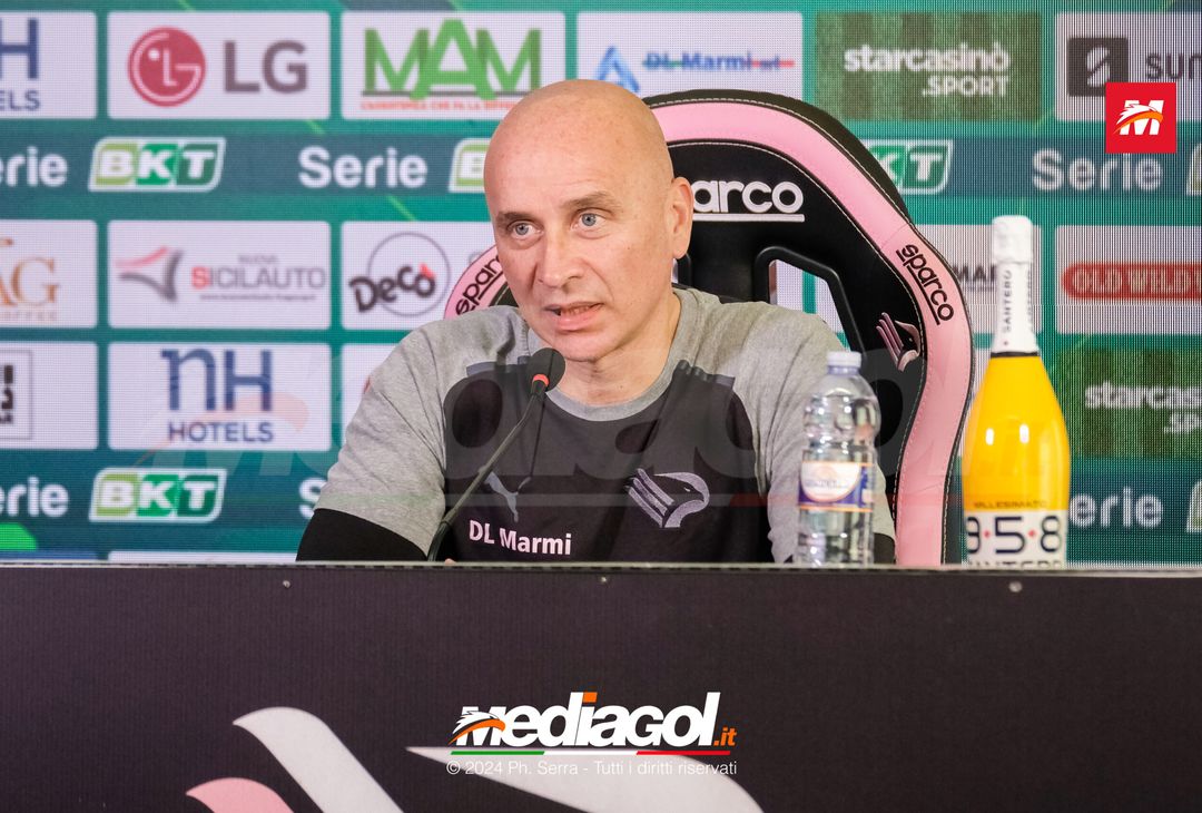 FOTO PALERMO, verso il Catanzaro: il tecnico Corini in conferenza (GALLERY) - immagine 12