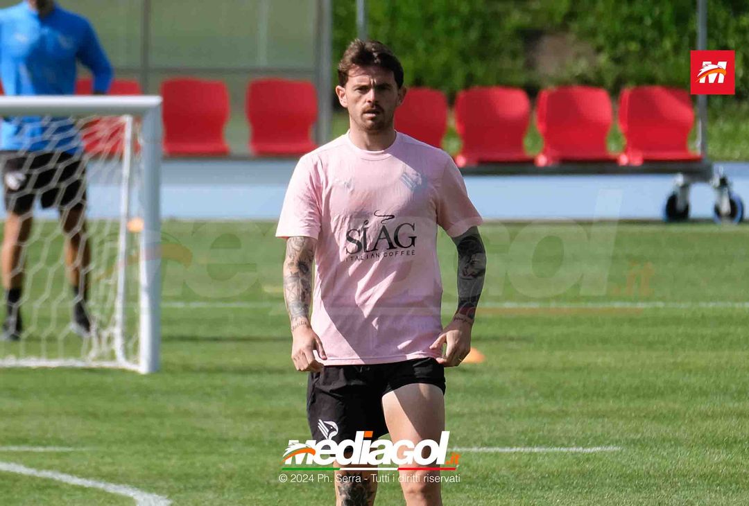 FOTO Ritiro Palermo, seduta mattutina al centro Aquagranda (GALLERY) - immagine 4