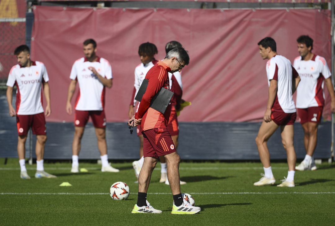 Roma, l’allenamento a Trigoria a tre giorni dall’Europa League – FOTO GALLERY - immagine 19