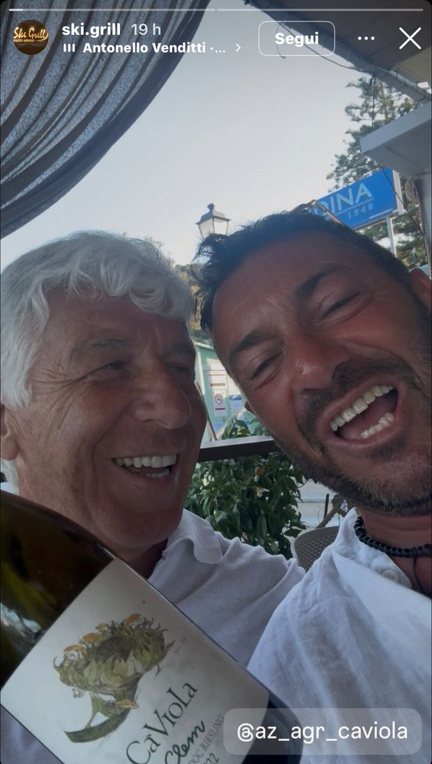 Relax per Gasperini prima del ritiro: lo scatto in un locale piemontese – FOTO- immagine 2