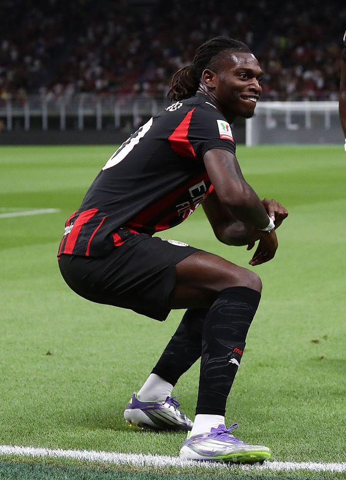 leao-post-instagram-trust-god-plan-maglia-bianca-messaggio