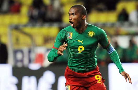 MONACO - MARCH 03: Samuel Eto'o of Cameroon in action during the International Friendly match between Italy and Cameroon at Louis II Stadium on March 3, 2010 in Monaco, Monaco. (Photo by Giuseppe Bellini/Getty Images) Camerun, calcio in lutto. Addio a Kunde icona di Italia ’90, il ricordo di Eto’o - immagine 1