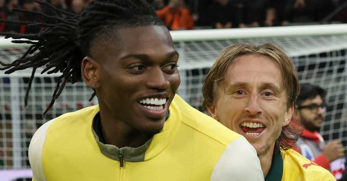 Passerini rivelazione sul Milan: “Leao con Modric che non faceva neanche quando c’era Ibrahimovic” Passerini rivelazione sul Milan: “Leao con Modric che non faceva neanche quando c’era Ibrahimovic”