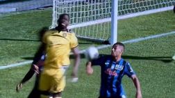 Atalanta-Udinese, fallo di mano di Hien non sanzionato. Nani: “Dov’era il VAR?”