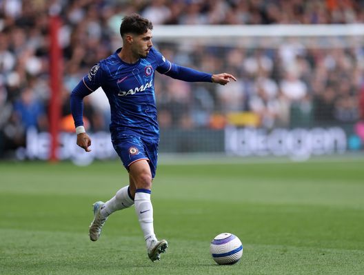 Pedro Neto, giocatore del Chelsea (Photo by Eddie Keogh/Getty Images) Flamengo-Chelsea, primo posto in palio: il pronostico di DDD- immagine 3