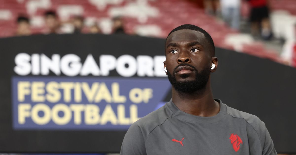 Tomori: “Ora in spogliatoio ho un ruolo, sento la responsabilità” Tomori: “Ora in spogliatoio ho un ruolo, sento la responsabilità”