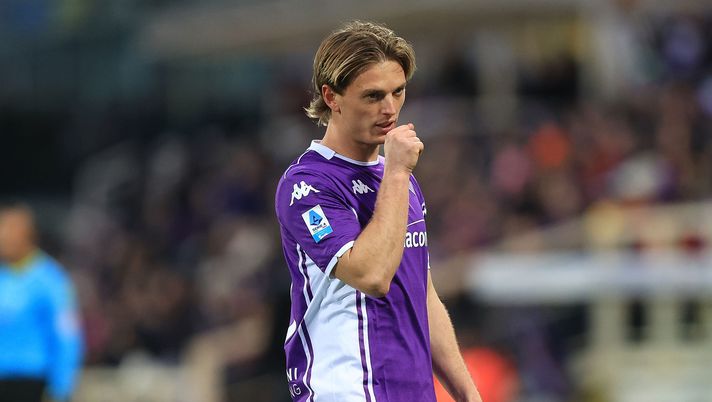 FLORENCE, ITALY - JANUARY 4: Albert Gudmundsson of ACF Fiorentina reacts during the Serie A match between ACF Fiorentina and US Cremonese at Artemio Franchi on January 4, 2026 in Florence, Italy. (Photo by Gabriele Maltinti/Getty Images) Nazione: “Gud è libero di essere Gud. Fagioli, finalmente il regista” - immagine 1