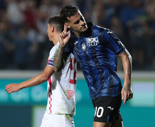 BERGAMO, ITALY - SEPTEMBER 02: Gianluca Scamacca of Atalanta celebrates after scoring the team's second goal during the Serie A TIM match between Atalanta BC and AC Monza at Gewiss Stadium on September 02, 2023 in Bergamo, Italy. (Photo by Emilio Andreoli/Getty Images) Arriva l’Atalanta a Firenze e Gasp punta tutto sul duo Scamacca-De Ketelaere- immagine 2