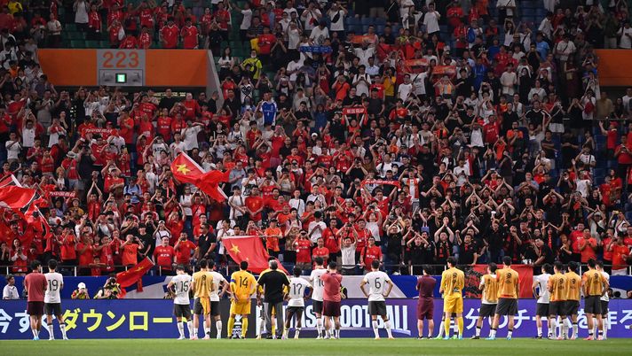 Polveriera Cina, la sconfitta per 7-0 contro il Giappone ha scatenato tifosi e media - immagine 1