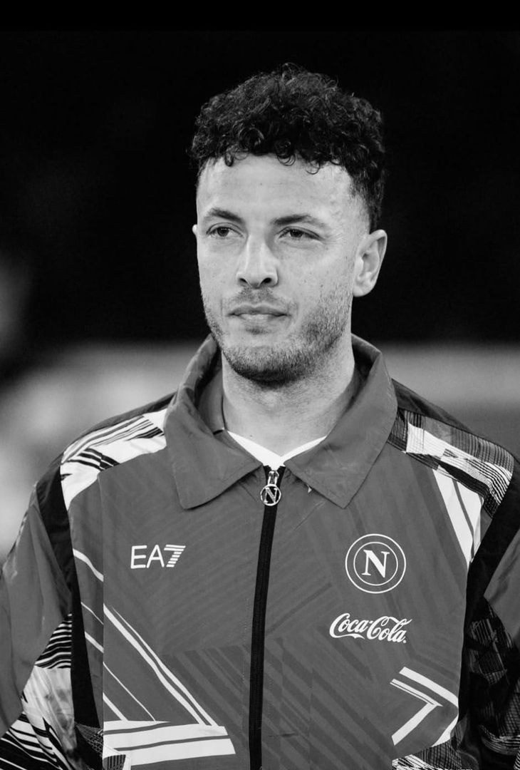 Il Napoli ha pubblicato sui suoi profili social una serie di scatti che ritraggono gli azzurri in alcuni momenti salienti del big match contro l'Inter.