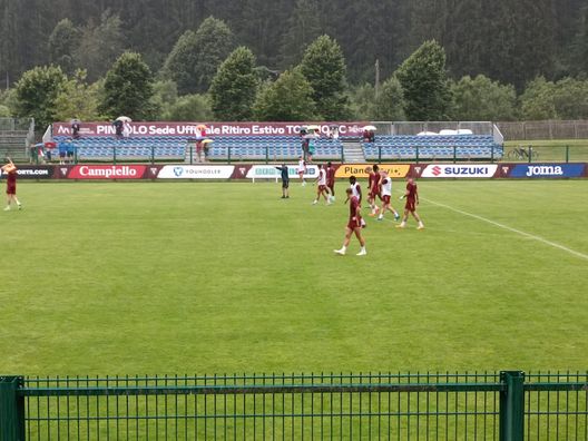 L’allenamento mattutino a Pinzolo: presente regolarmente Pellegri- immagine 4