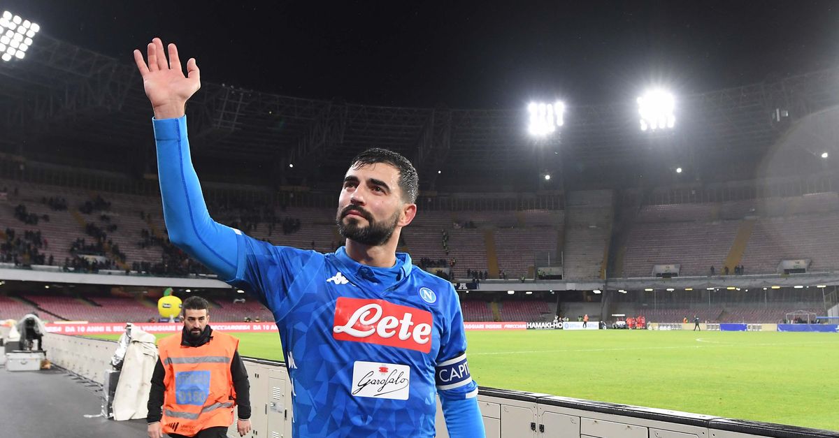 Albiol si offre alla Serie A: “Sogno di chiudere la carriera in Italia”