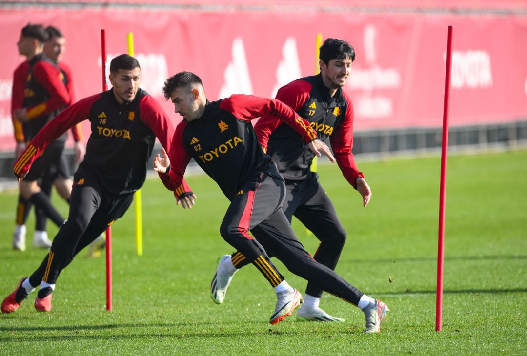 Roma, continua la preparazione in vista del Napoli – FOTO GALLERY - immagine 10