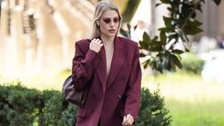 Beckham style e tanto amore per Milano: la passeggiata di Barbara Berlusconi