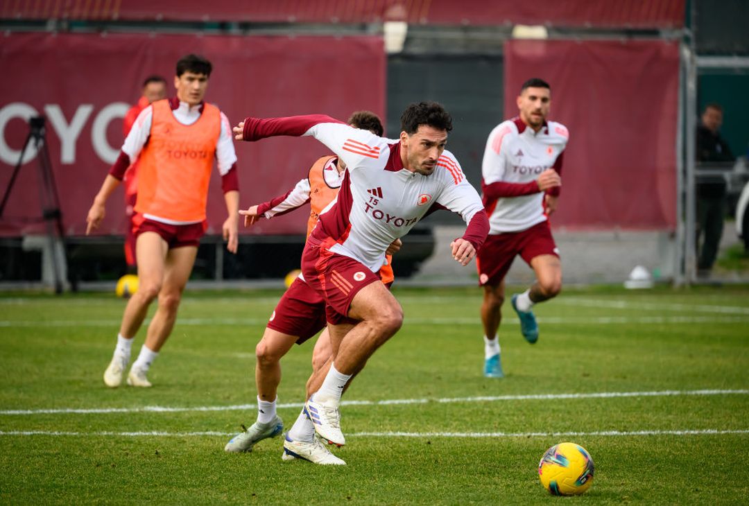 Trigoria, ultimo allenamento del 2024: ancora out Cristante – FOTO GALLERY - immagine 36