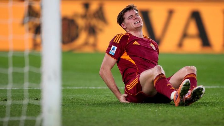 Roma, altro infortunio in attacco: si ferma Ferguson. Gasp: “È una forte contusione” - immagine 1